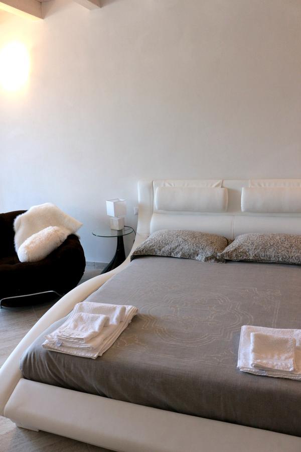 Paradeisos Residence Sas Somma Lombardo Ngoại thất bức ảnh